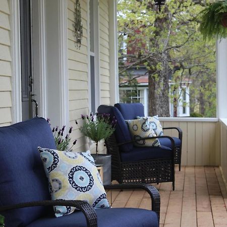 Maplehurst Manor Bed And Breakfast Dorchester Εξωτερικό φωτογραφία